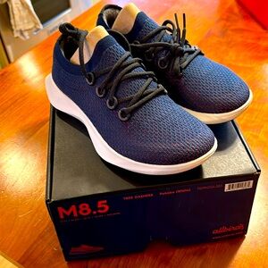 Allbirds  “Tree Dasher” sneakers New in Box NIB
